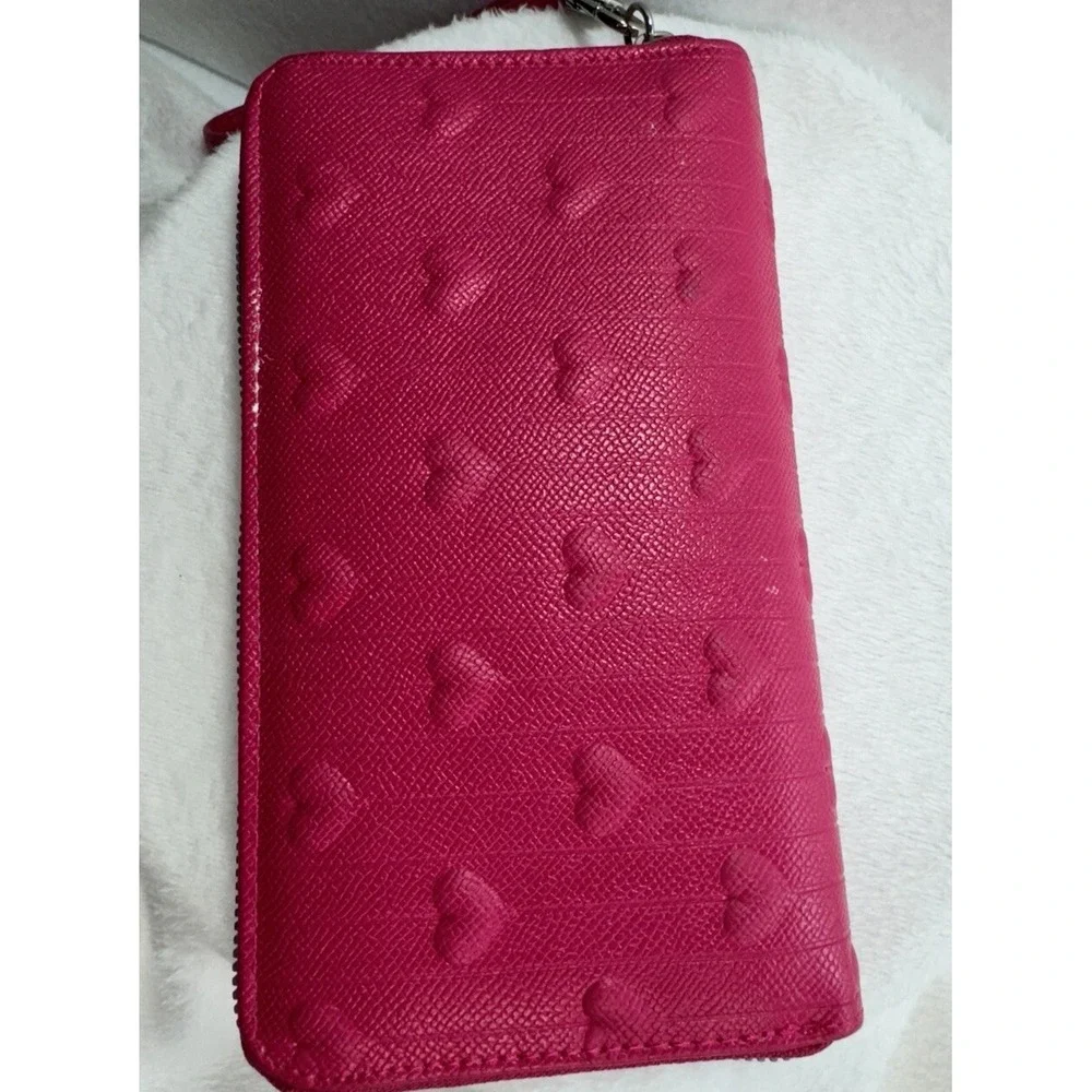 Betsey Johnson Barbie Pink Puff Hearts Full‎ Zip Wallet Wristlet Clutch EUC